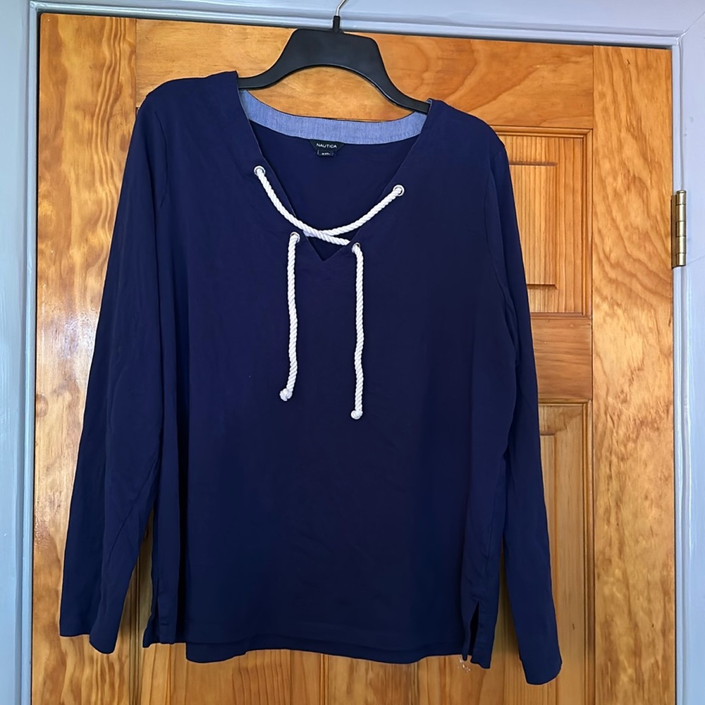 Women’s Nautica shirt